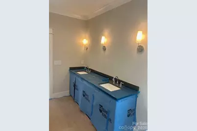 4020 Avalon Avenue, Charlotte, NC 28208 - Photo 8