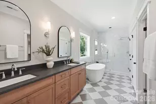 4020 Avalon Ave, Charlotte, NC 28208 - Photo 18