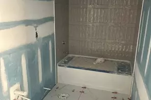 4020 Avalon Ave, Charlotte, NC 28208 - Photo 6