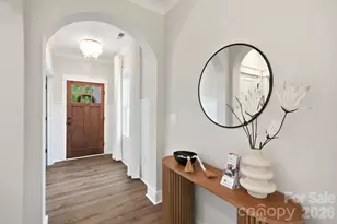 4020 Avalon Ave, Charlotte, NC 28208 - Photo 2