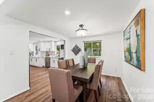 7200 Rollingridge Dr, Charlotte, NC 28211 - Photo 6