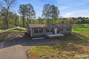 3958 Sulphur Springs Rd, Hiddenite, NC 28636 - Photo 46