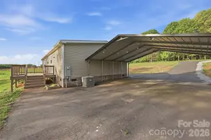 3958 Sulphur Springs Rd, Hiddenite, NC 28636 - Photo 36