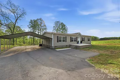 3958 Sulphur Springs Road, Hiddenite, NC 28636 - Photo 40