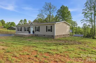 3958 Sulphur Springs Rd, Hiddenite, NC 28636 - Photo 32