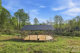3958 Sulphur Springs Rd, Hiddenite, NC 28636 - Photo 38