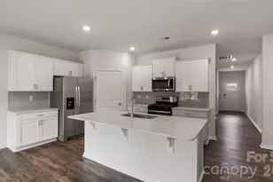 100 Piney Woods Rd, Fletcher, NC 28732 - Photo 8