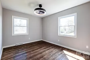 8 Hillview Rd, Asheville, NC 28805 - Photo 36