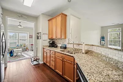 5705 Mossdale Lane, Charlotte, NC 28278 - Photo 16