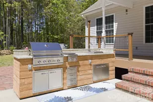 516 Flying Eagle Dr, Clover, SC 29710 - Photo 6