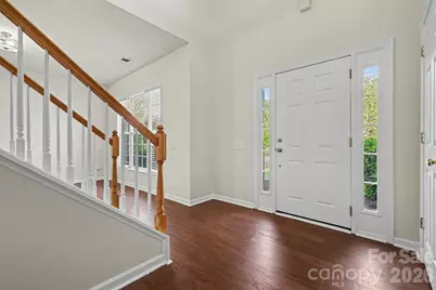 9144 Linden Tree Lane, Charlotte, NC 28277 - Photo 4