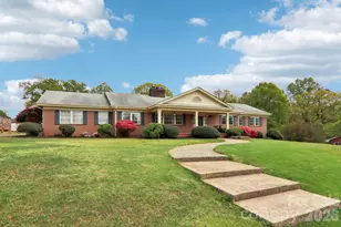 221 Huntley St, Spindale, NC 28160 - Photo 4