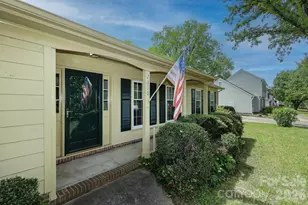 2000 Lawton Bluff Rd, Charlotte, NC 28226 - Photo 40