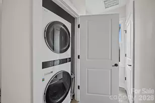 513 Strong Ave, Charlotte, NC 28205 - Photo 28