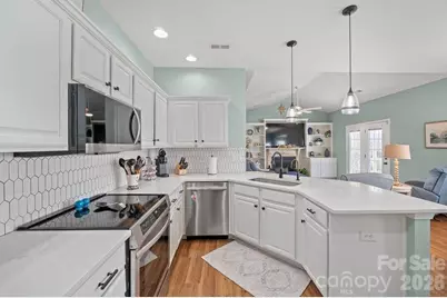 16515 Amberside Road E, Cornelius, NC 28031 - Photo 12