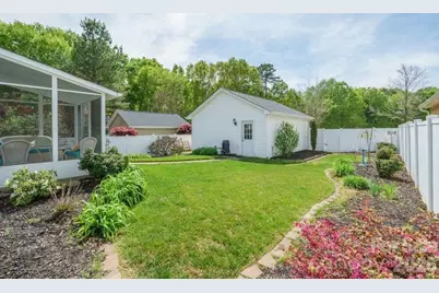 16515 Amberside Road E, Cornelius, NC 28031 - Photo 28