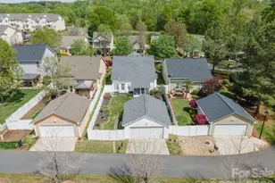 16515 Amberside Rd E, Cornelius, NC 28031 - Photo 8