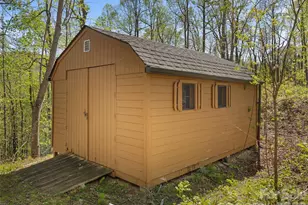 178 Table Rock Dr, Saluda, NC 28773 - Photo 42