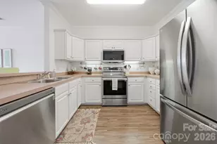 1410 4th St Dr NW, Hickory, NC 28601 - Photo 12