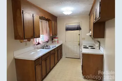 1814 Powerline Drive, Shelby, NC 28152 - Photo 4