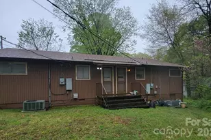 475 13th Ave NE, Hickory, NC 28601 - Photo 4