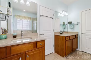 27064 Sanderling Ct, Fort Mill, SC 29707 - Photo 20