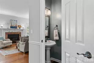 20 Bent Oak Ln, Asheville, NC 28803 - Photo 8