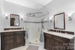 20 Bent Oak Ln, Asheville, NC 28803 - Photo 20