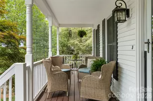 20 Bent Oak Ln, Asheville, NC 28803 - Photo 4