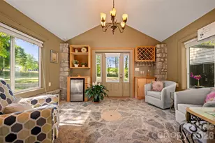 183-185 Rubin Thorne Rd, Campobello, SC 29322 - Photo 2