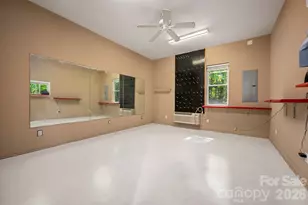 183-185 Rubin Thorne Rd, Campobello, SC 29322 - Photo 24