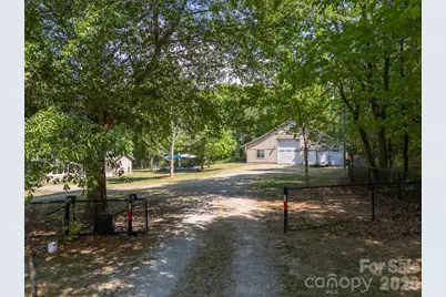 183-185 Rubin Thorne Road, Campobello, SC 29322 - Photo 16