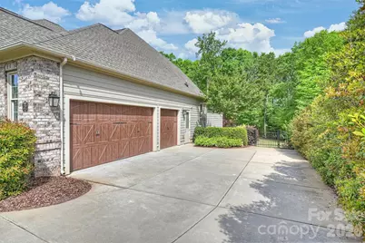 2209 Tatton Hall Road, Fort Mill, SC 29715 - Photo 40