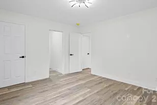 102 W Carolina Ave, Bessemer City, NC 28016 - Photo 20