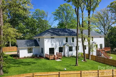 4300 Tangle Drive, Charlotte, NC 28211 - Photo 2