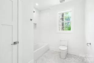 4300 Tangle Dr, Charlotte, NC 28211 - Photo 46