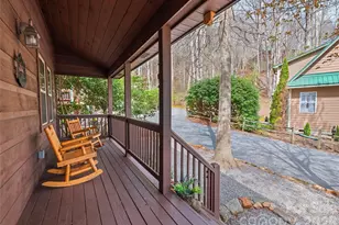 41 Trapper Ln, Waynesville, NC 28785 - Photo 2