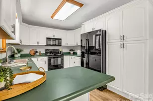 2304 Mountain Page Rd, Saluda, NC 28773 - Photo 12