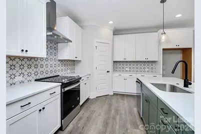 2957 Ross Avenue, Charlotte, NC 28208 - Photo 6