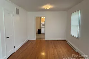 1020 W Catawba Ave, Mount Holly, NC 28120 - Photo 4