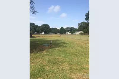 1020 W Catawba Avenue, Mount Holly, NC 28120 - Photo 14