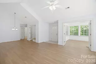 4328 Grassy Dr, Greensboro, NC 27409 - Photo 8