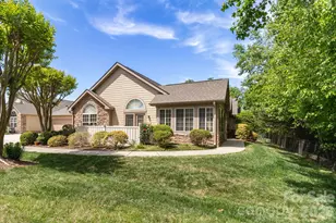 4328 Grassy Dr, Greensboro, NC 27409 - Photo 2