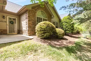 4328 Grassy Dr, Greensboro, NC 27409 - Photo 30