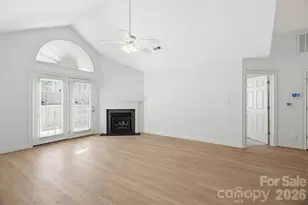 4328 Grassy Dr, Greensboro, NC 27409 - Photo 10