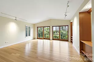 100 Elmridge Dr, Flat Rock, NC 28731 - Photo 18