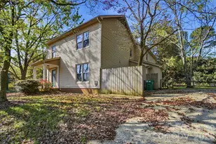 6724 Old Reid Rd, Charlotte, NC 28210 - Photo 2