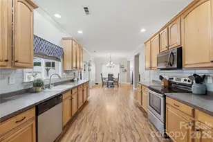 122 Colville Rd, Mooresville, NC 28117 - Photo 12