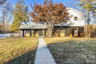 335 Eastcliff Dr SE, Concord, NC 28025 - Photo 1