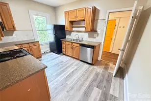 2149 Camp Greene St, Charlotte, NC 28208 - Photo 6